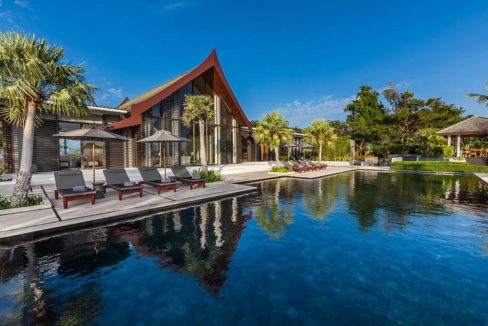 Luxury Beach Front Villa For Sale In Phuket